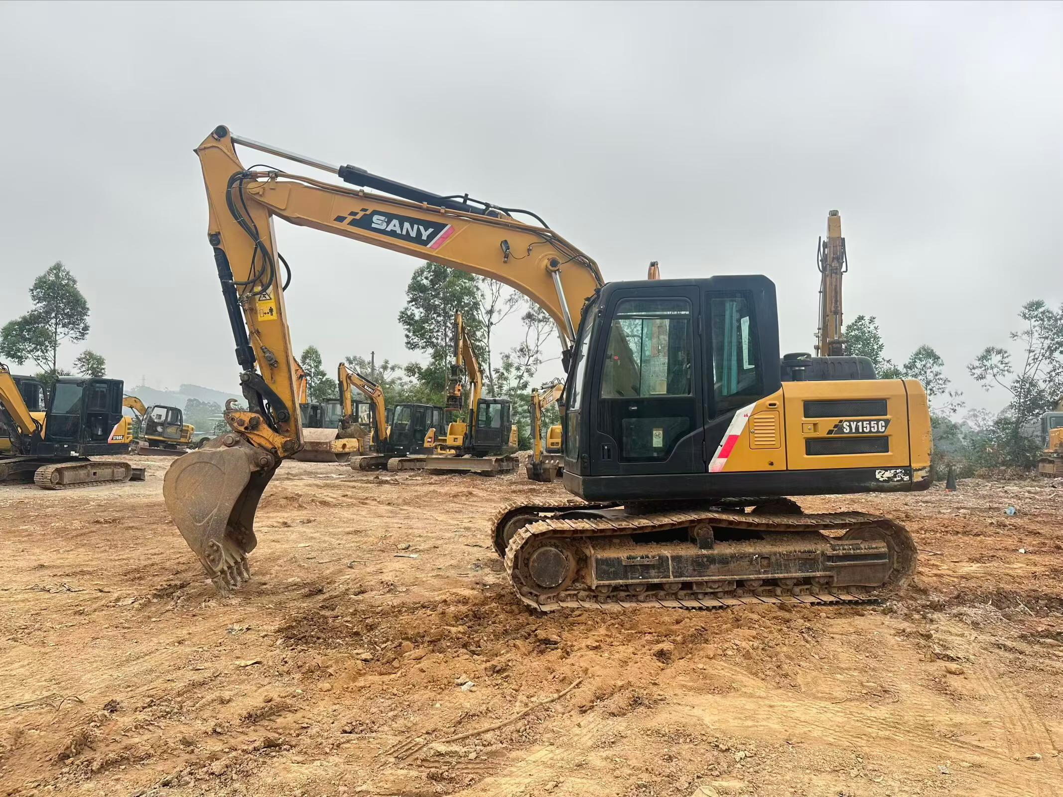 Buy Sany SY135C Used Excavator / 5