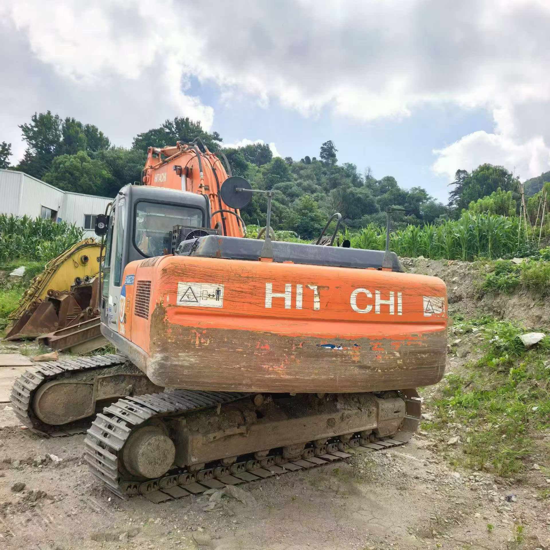 Buy Hitachi ZX200-3G Used Excavator / 2 Buy Hitachi ZX200-3G Used Excavator / 2