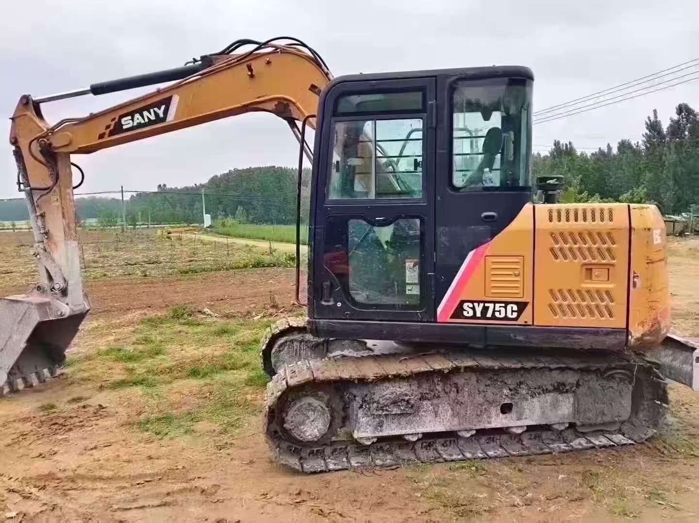 Buy Sany SY75 Used Excavator / 3 Buy Sany SY75 Used Excavator / 3