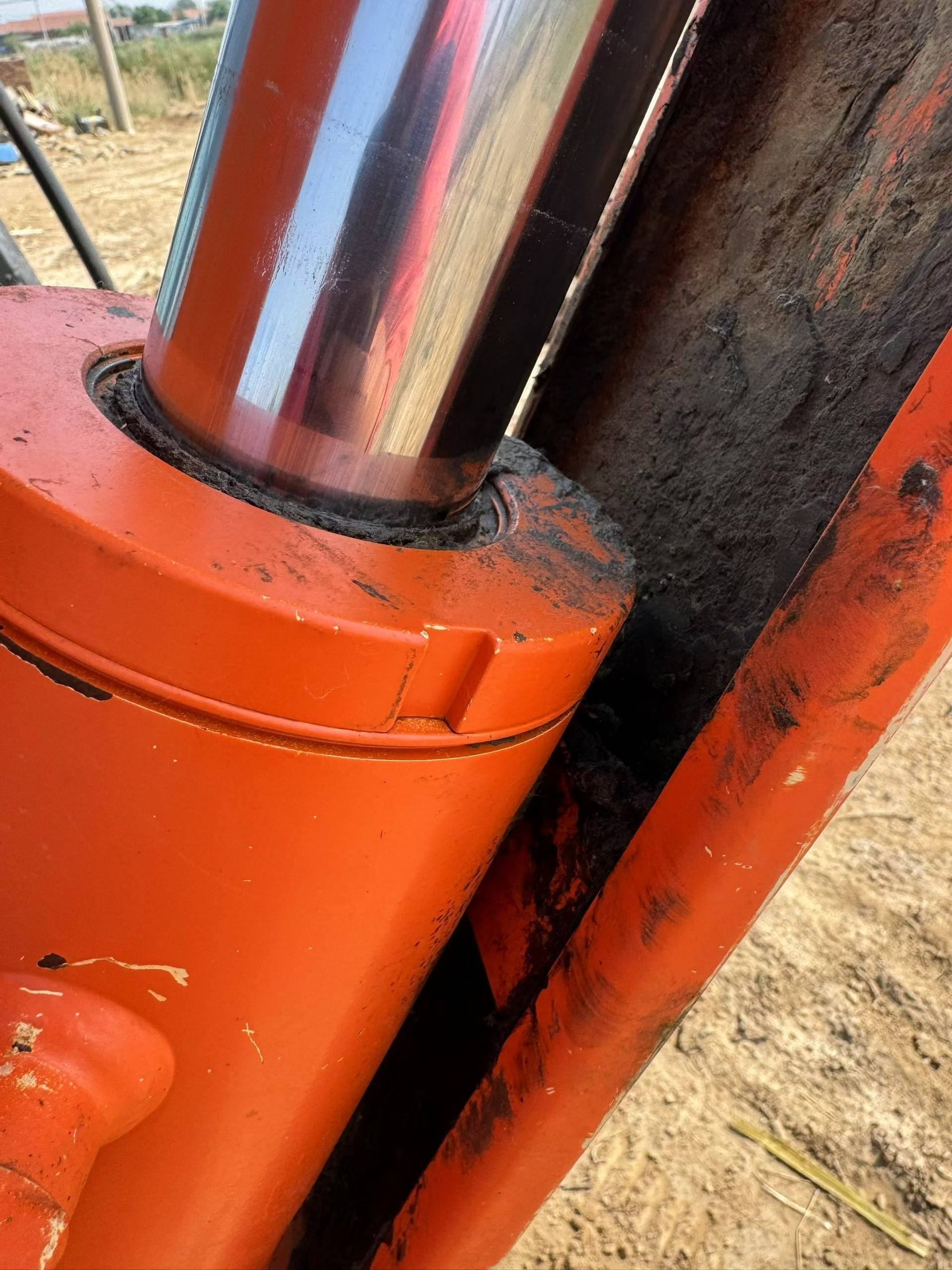 Buy Hitachi ZX60-5A Used Excavator / 6 Buy Hitachi ZX60-5A Used Excavator / 6
