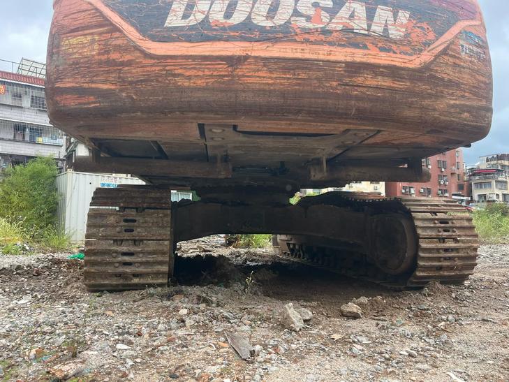 Buy Doosan DX380 Used Excavator / 1