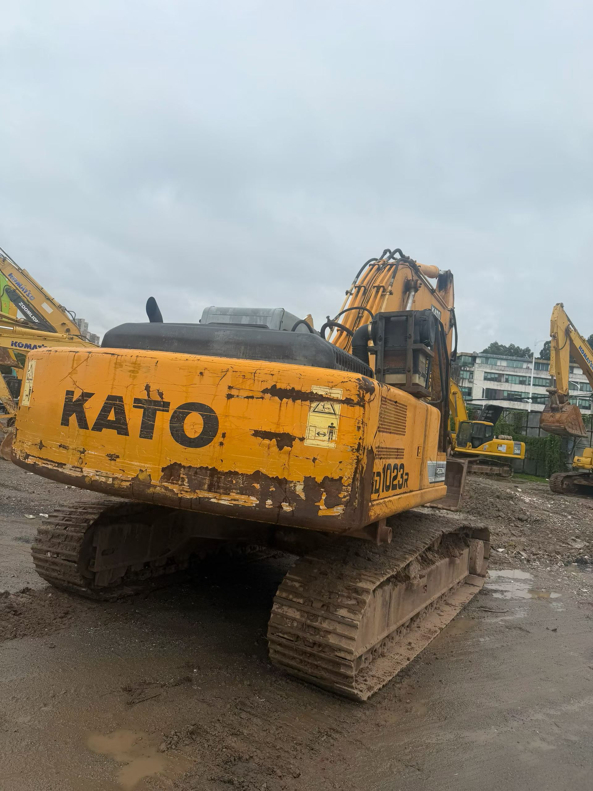 Buy Kato Used Excavator / 5 Buy Kato Used Excavator / 5