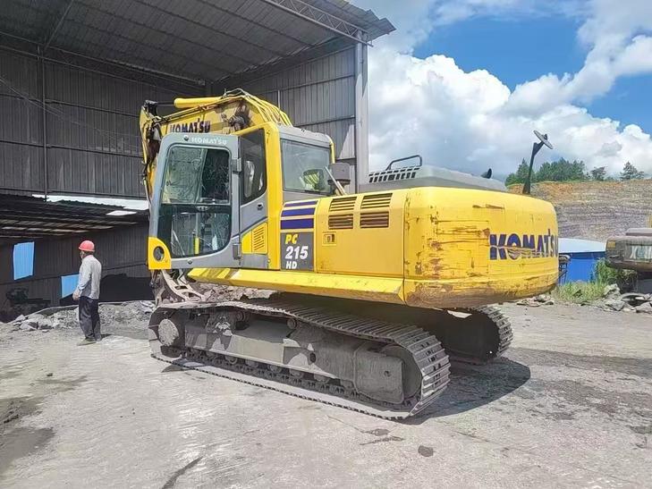 Buy Komatsu HB215LC-1 Used Excavator / 1