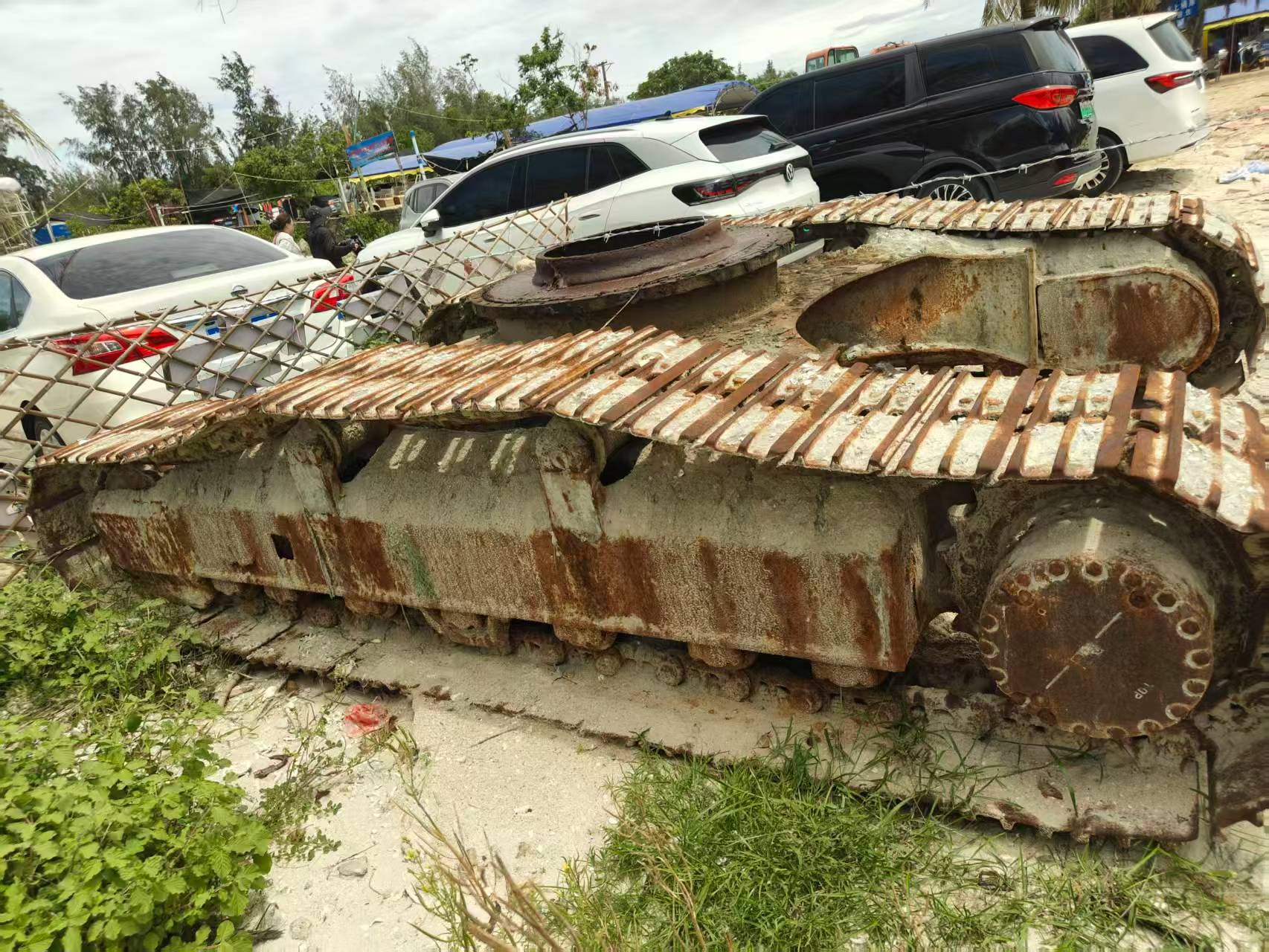 Buy Komatsu PC200-8 Used Excavator / 1