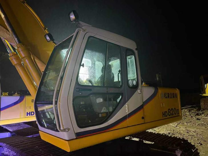 Buy Kato Used Excavator / 1