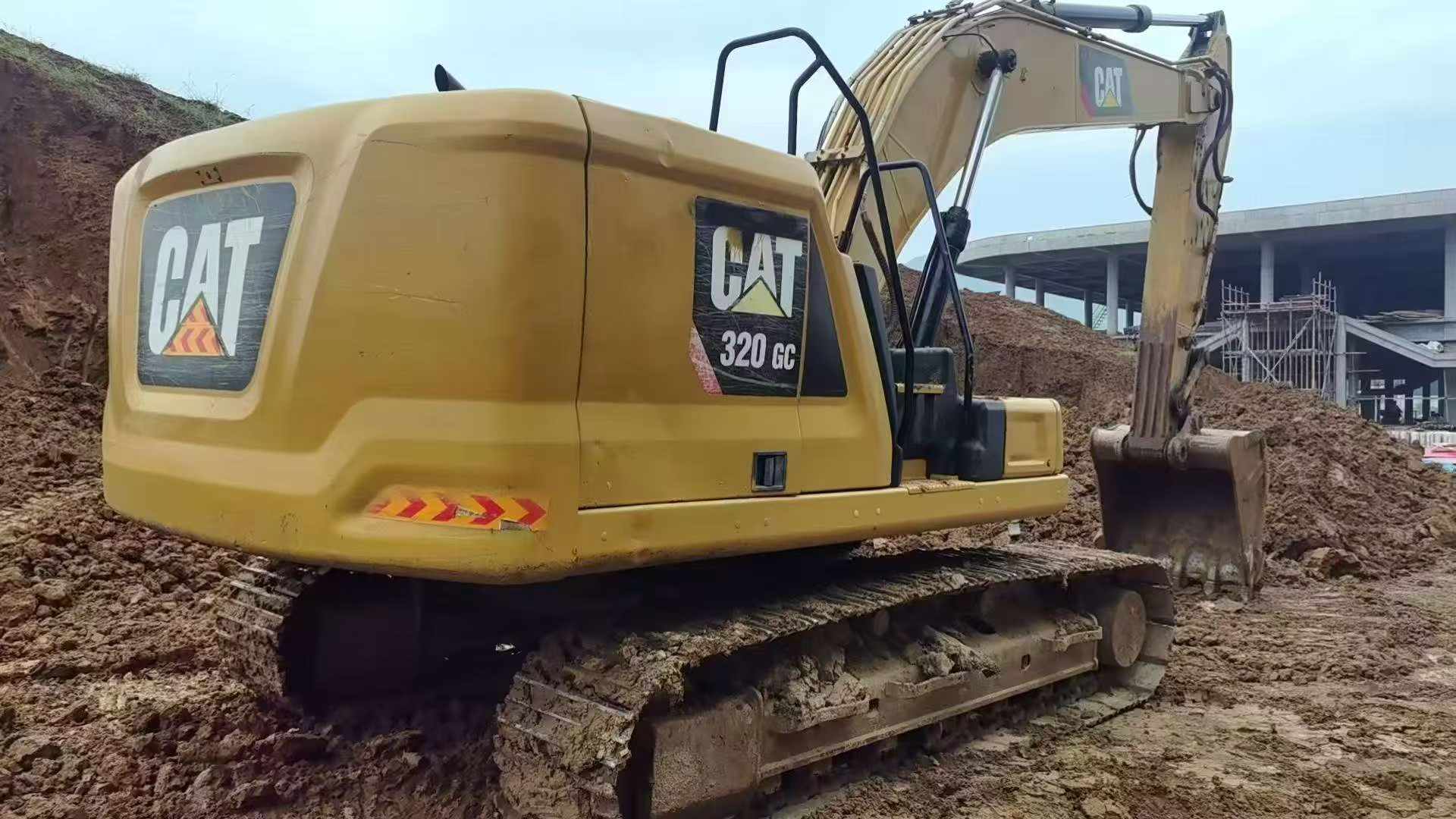 Buy Caterpillar 320GC Used Excavator / 2 Buy Caterpillar 320GC Used Excavator / 2