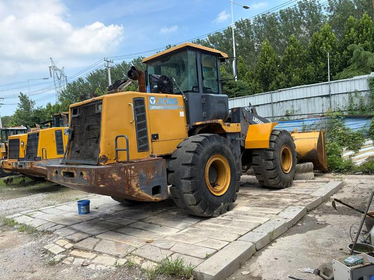 Buy XCMG LW500FV Used Loader / 1