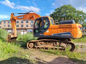 Buy Doosan DH200-3 Used Excavator / 2 Buy Doosan DH200-3 Used Excavator / 2