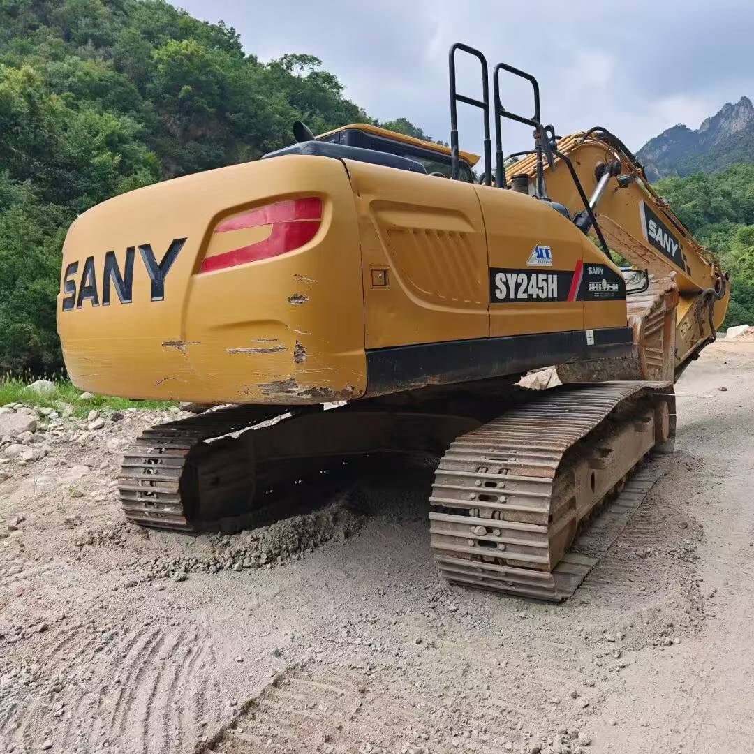 Buy Sany SY215C Used Excavator / 7 Buy Sany SY215C Used Excavator / 7