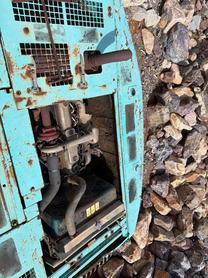 Buy Kobelco SK200-6 Used Excavator / 5 Buy Kobelco SK200-6 Used Excavator / 5