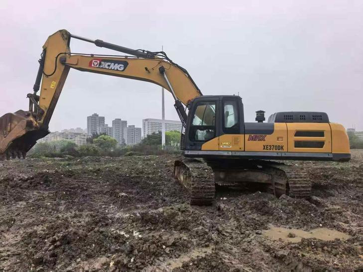 Buy XCMG XE370 Used Excavator / 1