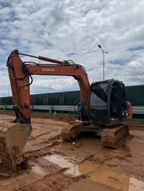 Buy Hitachi ZX70-5A Used Excavator / 4 Buy Hitachi ZX70-5A Used Excavator / 4