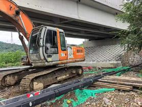 Buy Hitachi ZX200-6 Used Excavator / 5 Buy Hitachi ZX200-6 Used Excavator / 5