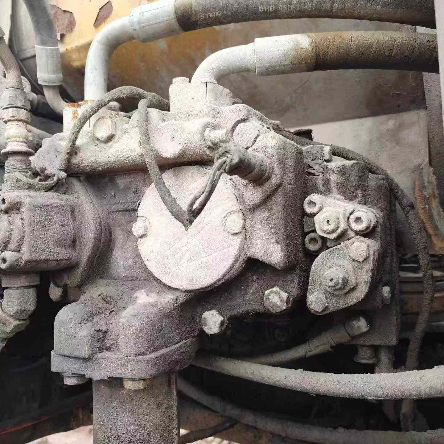 Buy Caterpillar 323 Used Excavator / 3 Buy Caterpillar 323 Used Excavator / 3