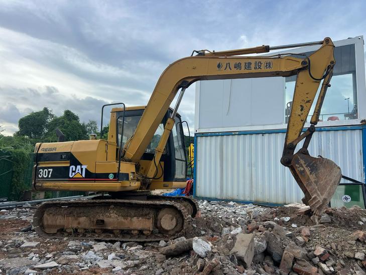 Buy Caterpillar 307B Used Excavator / 1