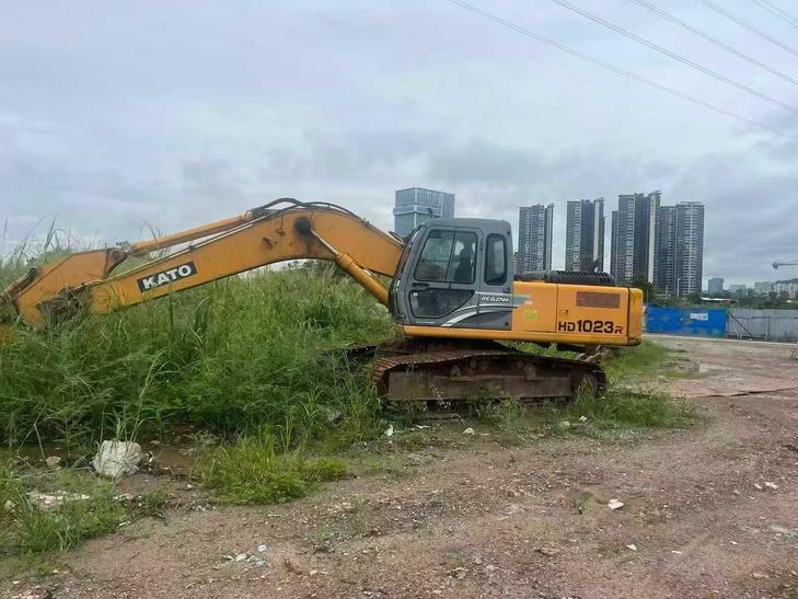 Buy Kato Used Excavator / 1