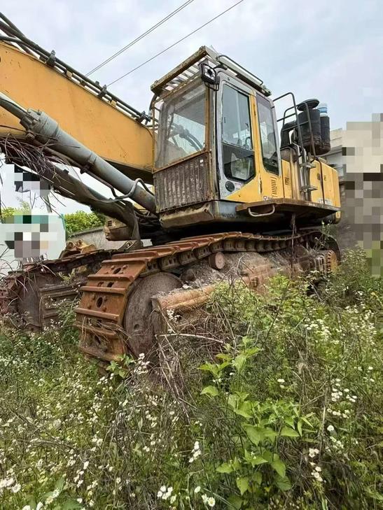Buy XCMG XE700C Used Excavator / 1