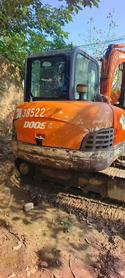 Buy Doosan DH60 Used Excavator / 3 Buy Doosan DH60 Used Excavator / 3