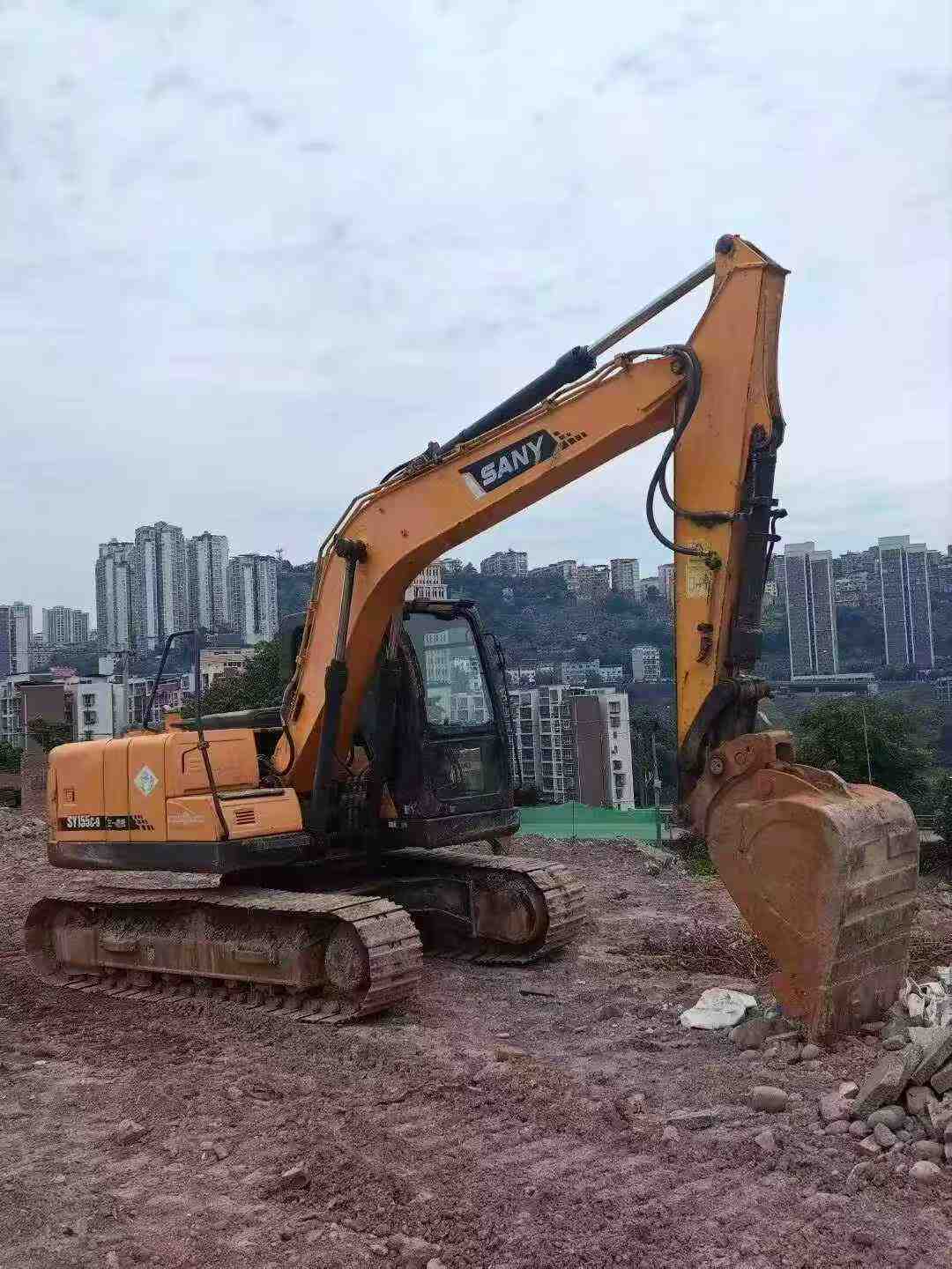 Buy Sany SY135 Used Excavator / 2