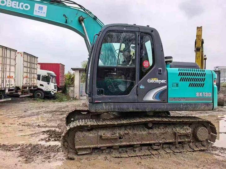 Buy Kobelco SK130 Used Excavator / 1