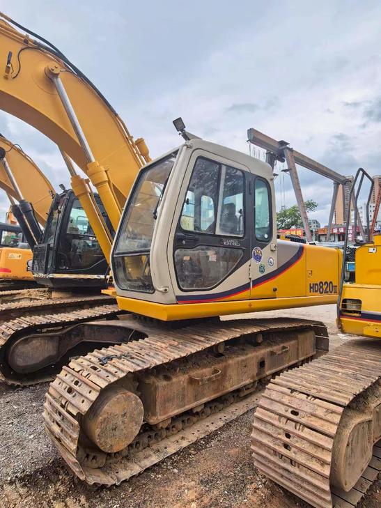 Buy Kato Used Excavator / 1