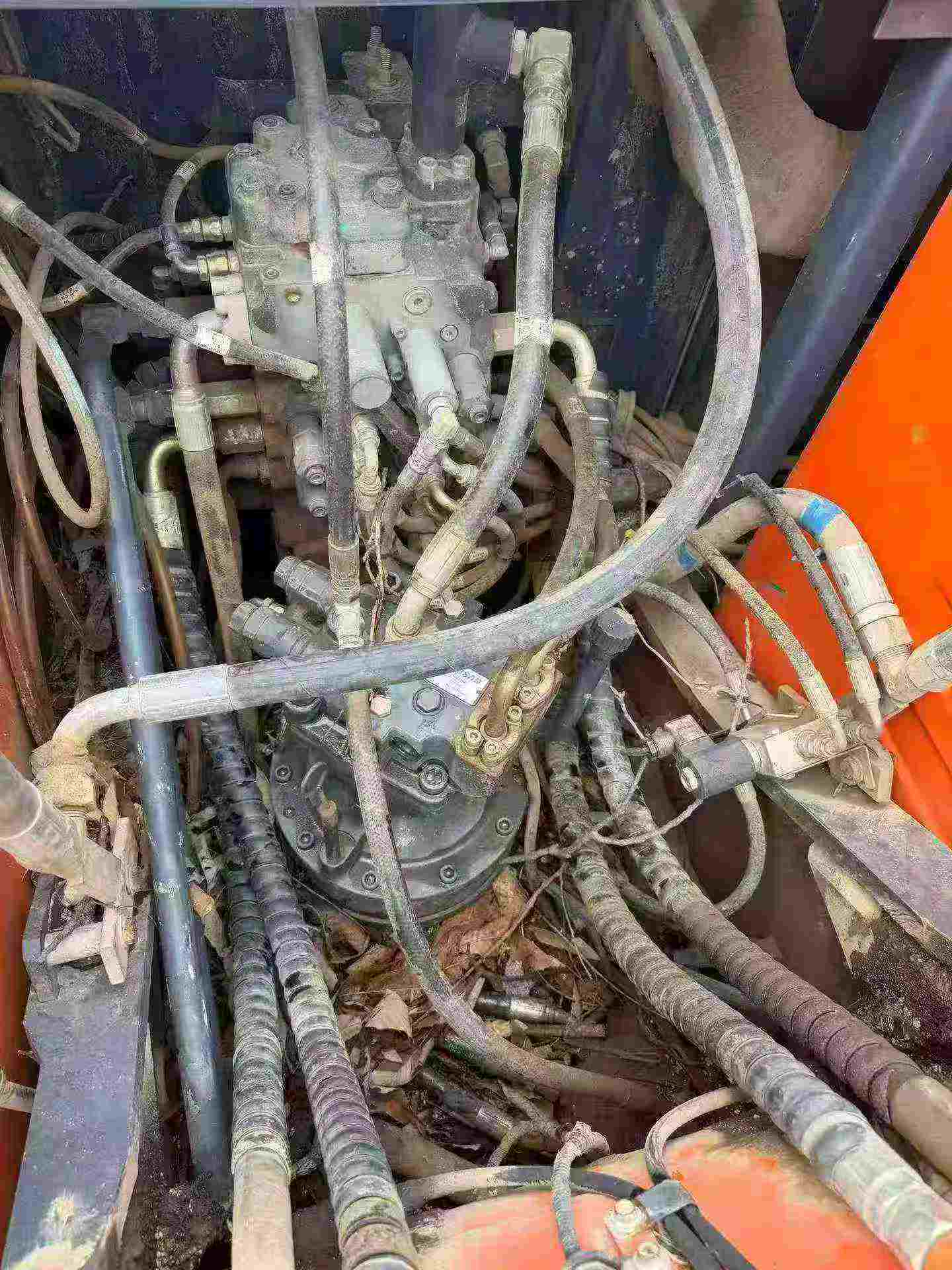 Buy Doosan DH150 Used Excavator / 5 Buy Doosan DH150 Used Excavator / 5