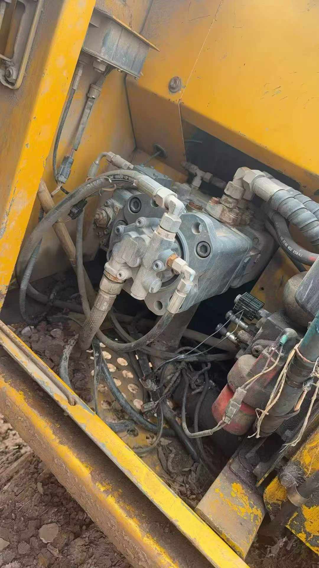 Buy XCMG XE150 Used Excavator / 3 Buy XCMG XE150 Used Excavator / 3