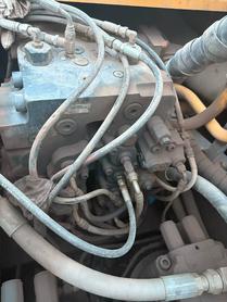 Buy Hyundai R485LVS Used Excavator / 4 Buy Hyundai R485LVS Used Excavator / 4