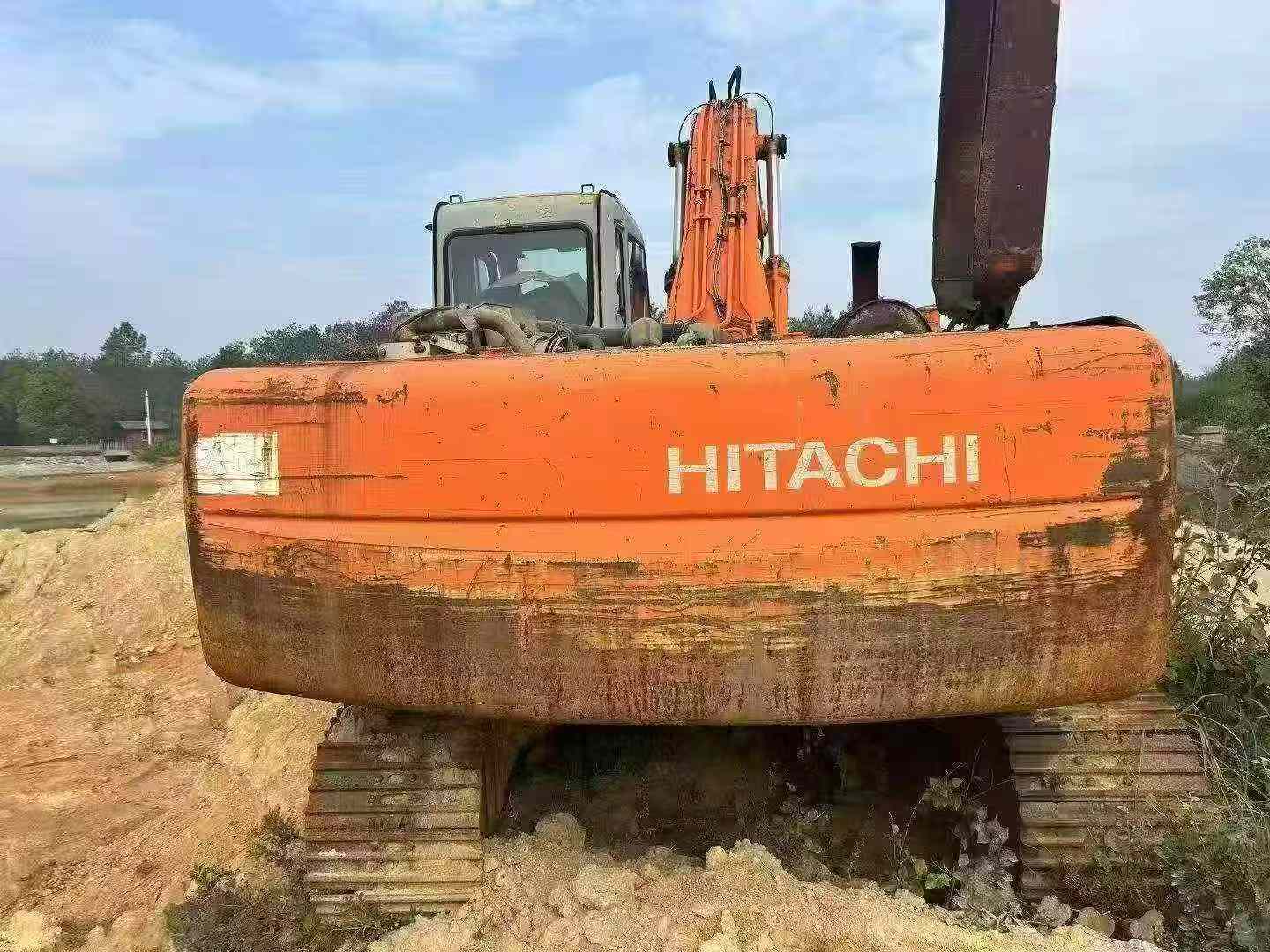 Buy Hitachi EX230-6 Used Excavator / 2 Buy Hitachi EX230-6 Used Excavator / 2