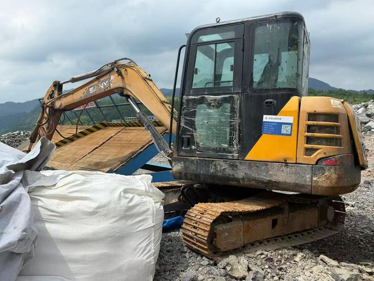 Buy Sany SY55 Used Excavator / 1