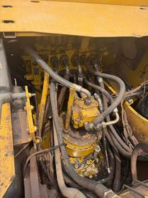 Buy Caterpillar 323 Used Excavator / 2 Buy Caterpillar 323 Used Excavator / 2