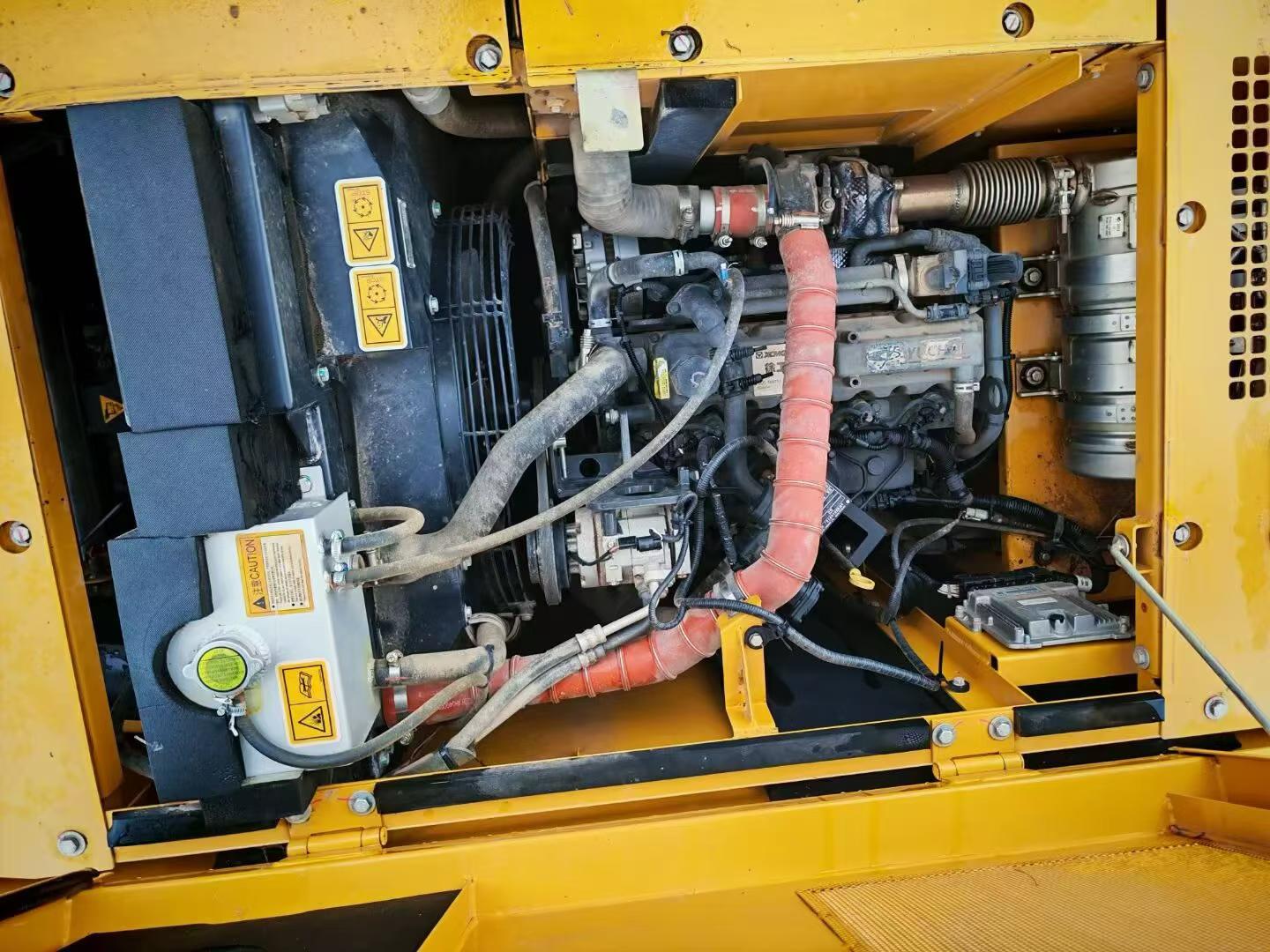 Buy XCMG XE135B Used Excavator / 6 Buy XCMG XE135B Used Excavator / 6