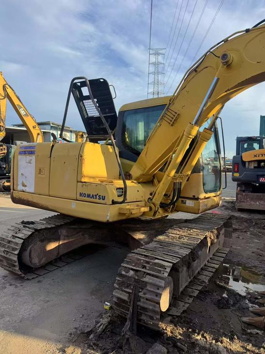 Buy Komatsu PC110-7 Used Excavator / 1