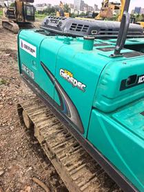 Buy Kobelco SK210 Used Excavator / 3 Buy Kobelco SK210 Used Excavator / 3