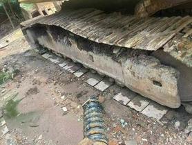 Buy Komatsu PC220-7 Used Excavator / 9 Buy Komatsu PC220-7 Used Excavator / 9