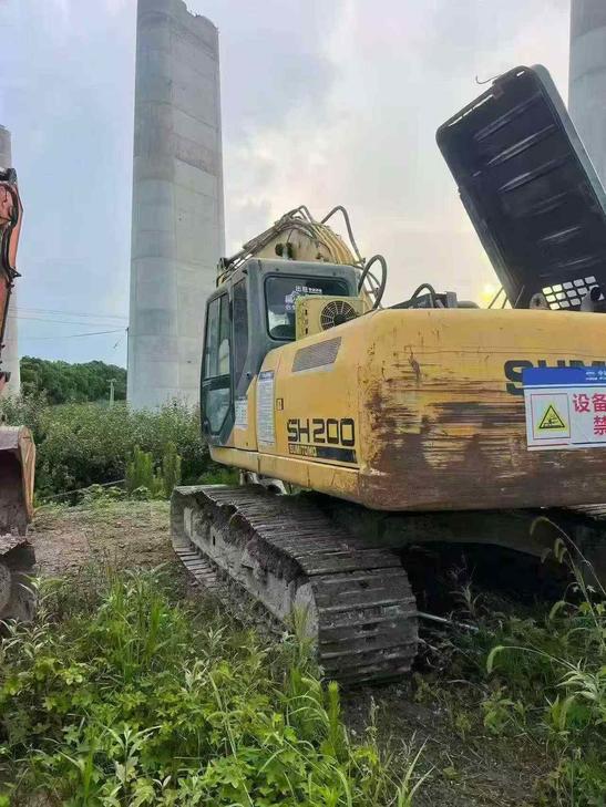 Buy Sumitomo SH240-3 Used Excavator / 1