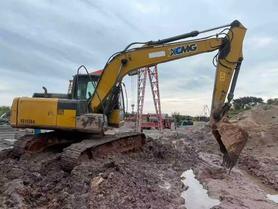 Buy XCMG XE135B Used Excavator / 4 Buy XCMG XE135B Used Excavator / 4