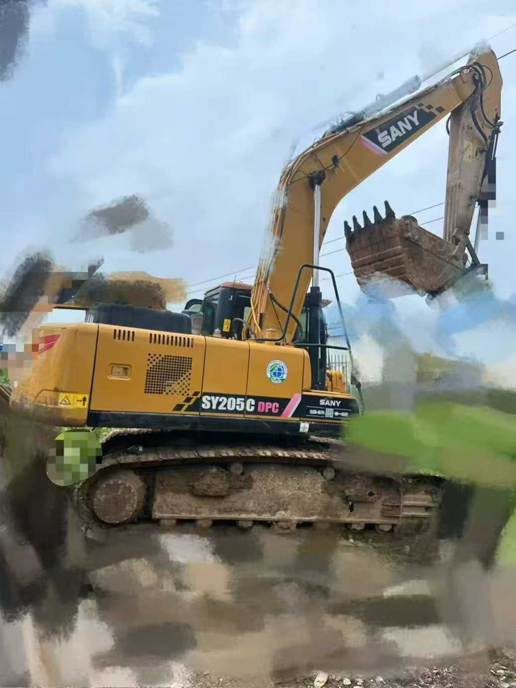 Buy Sany SY205C Used Excavator / 2