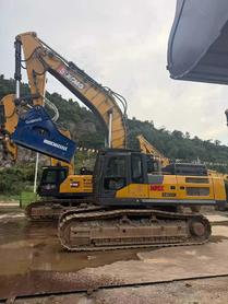 Buy XCMG XE550DK Used Excavator / 4 Buy XCMG XE550DK Used Excavator / 4
