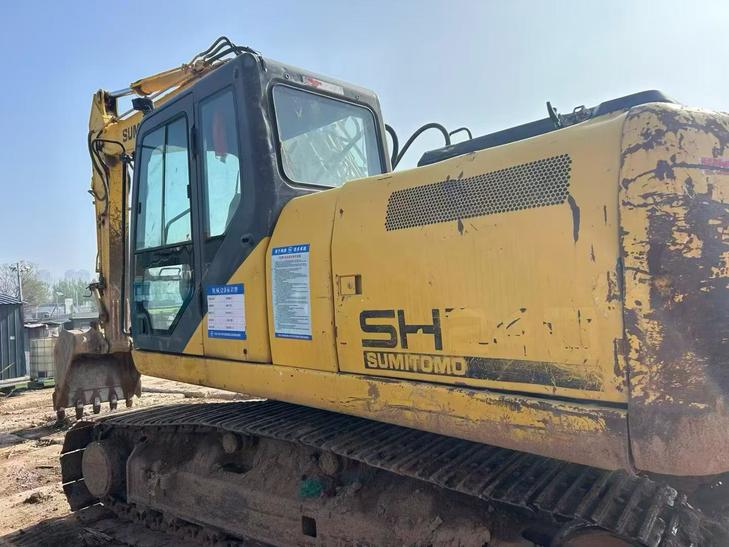 Buy Sumitomo SH210-5 Used Excavator / 1