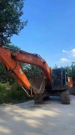 Buy Hitachi EX200-3 Used Excavator / 8 Buy Hitachi EX200-3 Used Excavator / 8