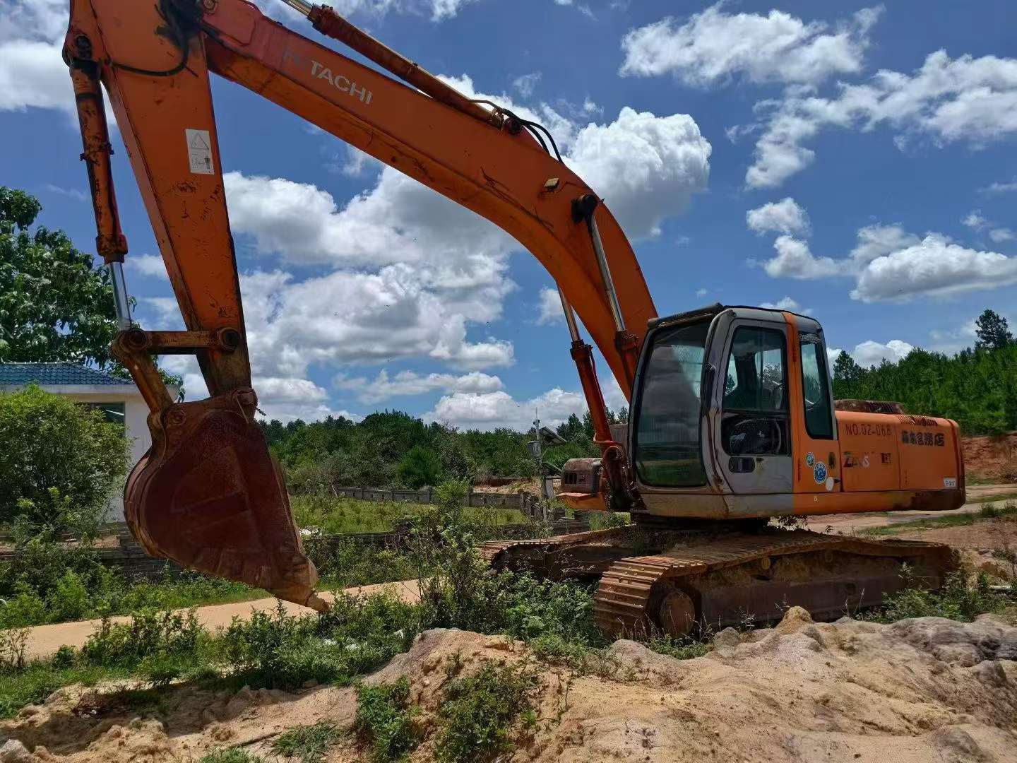 Buy Hitachi EX230-6 Used Excavator / 3