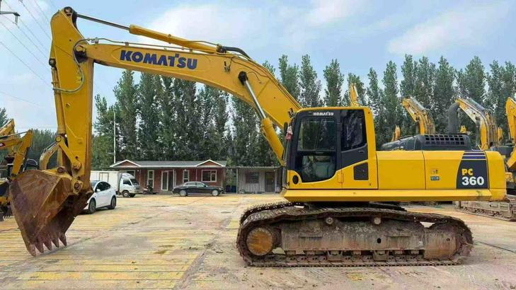 Buy Komatsu PC360-7 Used Excavator / 1