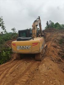 Buy Sany SY135 Used Excavator / 3 Buy Sany SY135 Used Excavator / 3