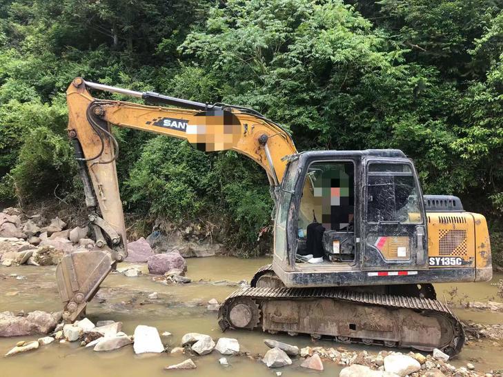 Buy Sany SY125C Used Excavator / 1