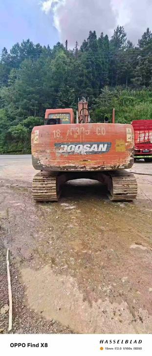 Buy Doosan DH150 Used Excavator / 1