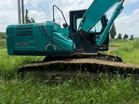 Buy Kobelco SK200-10 Used Excavator / 6 Buy Kobelco SK200-10 Used Excavator / 6