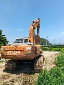 Buy Hitachi EX200-5 Used Excavator / 2 Buy Hitachi EX200-5 Used Excavator / 2