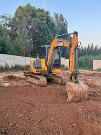 Buy XCMG XE60 Used Excavator / 2 Buy XCMG XE60 Used Excavator / 2