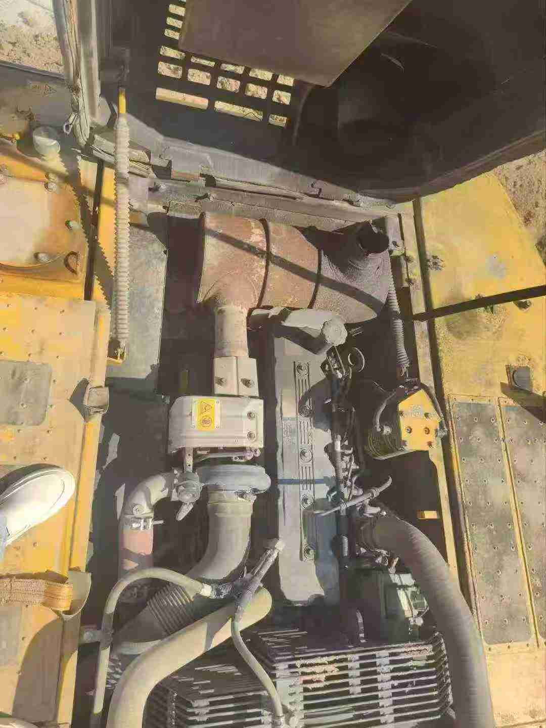 Buy Komatsu PC220 Used Excavator / 3